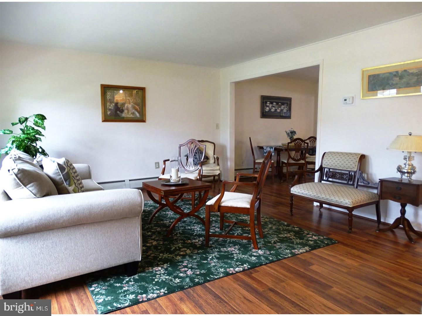 15 Quakeroak Road Levittown, PA 19057 - Photo 7 of 25 Living Room
