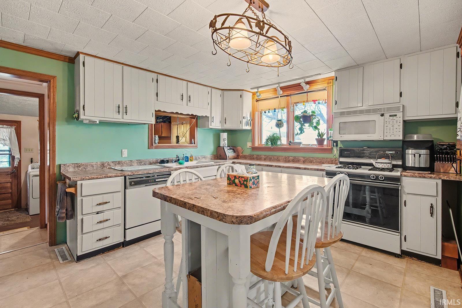 727 Main Street Dayton, IN 47941 - Photo 9 of 36