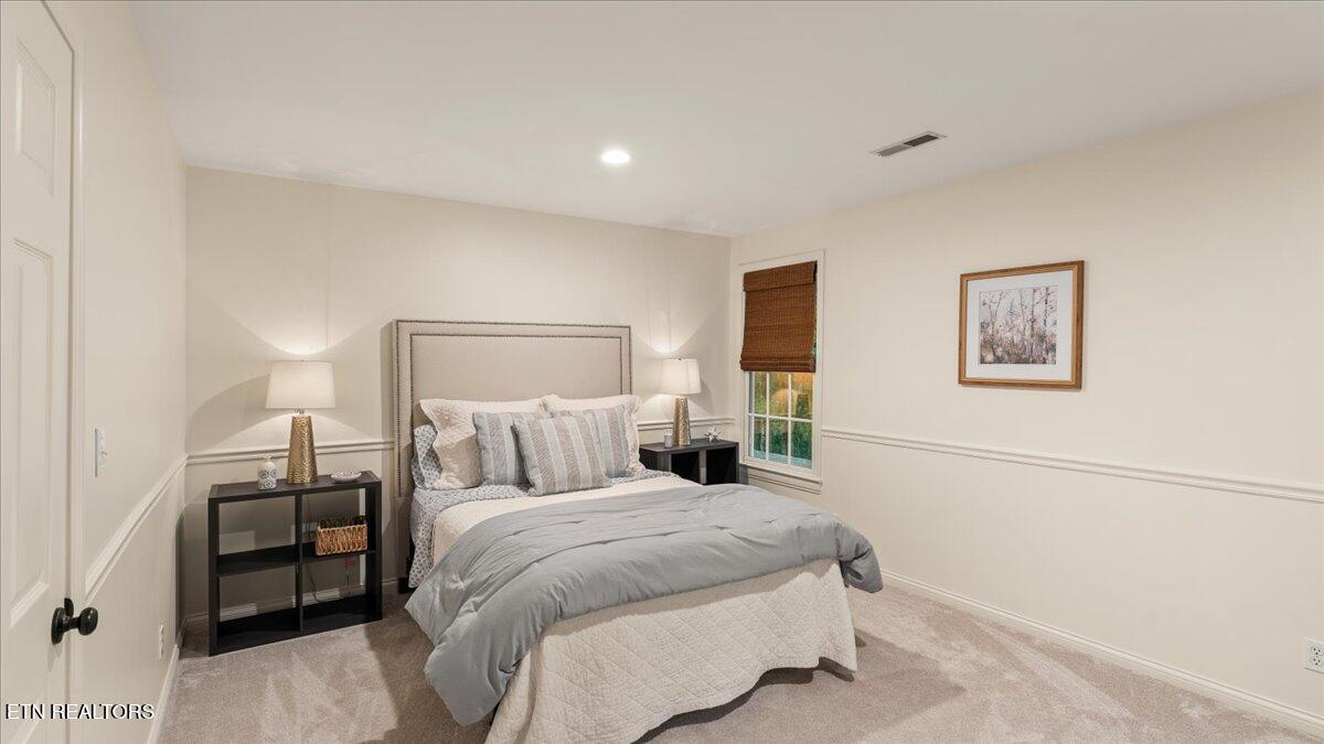 126 William Lane Oak Ridge, TN 37830 - Photo 25 of 35 36-Bedroom 3