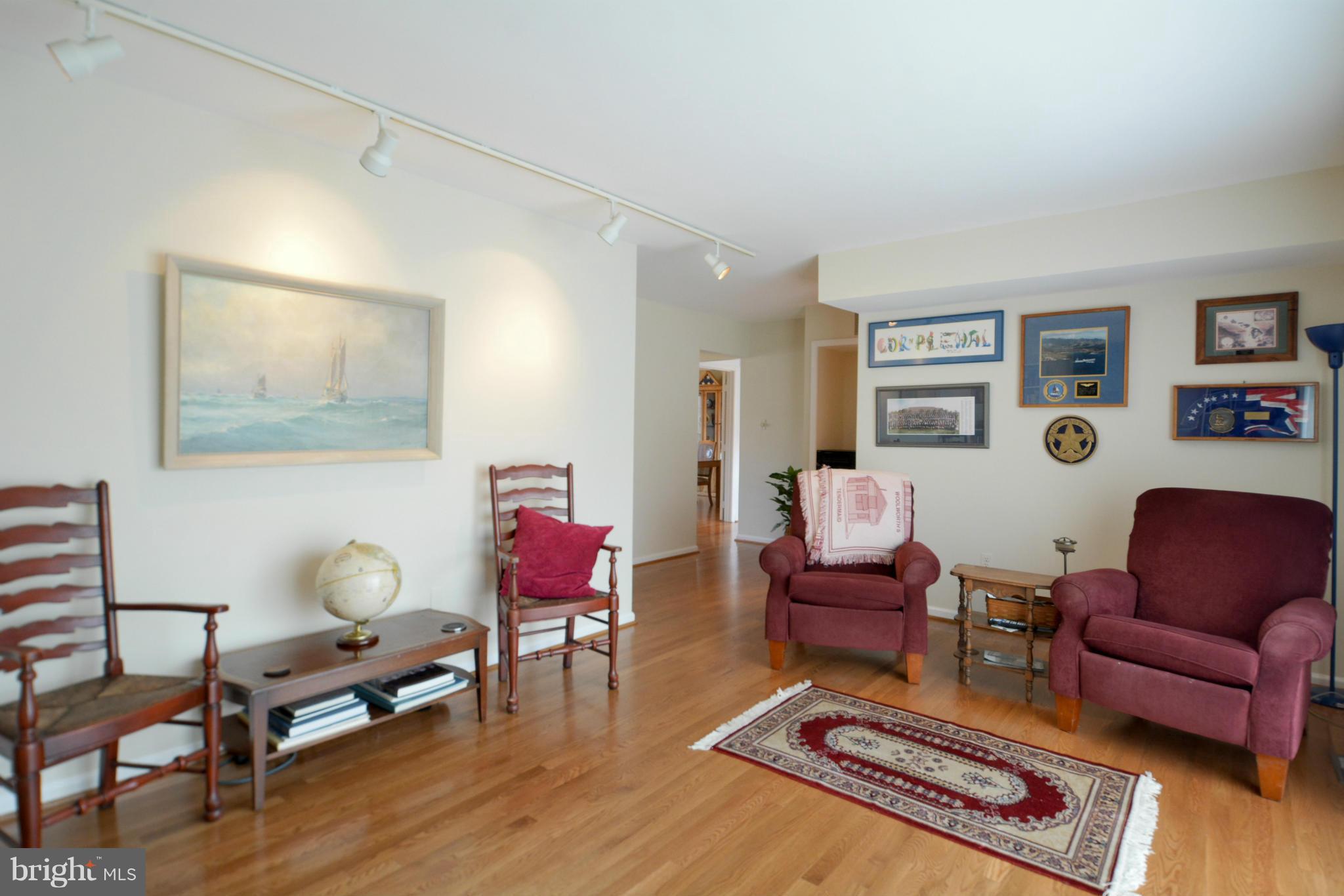7152 Sontag Way Springfield, VA 22153 - Photo 13 of 29 FAMILY ROOM