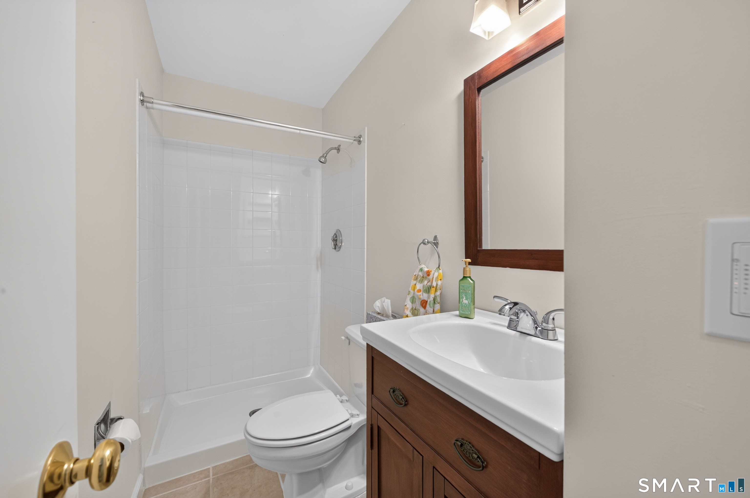 46 Fawn Ridge Lane, Unit 46 Wilton, CT 06897 - Photo 12 of 39 Gallery Image 12