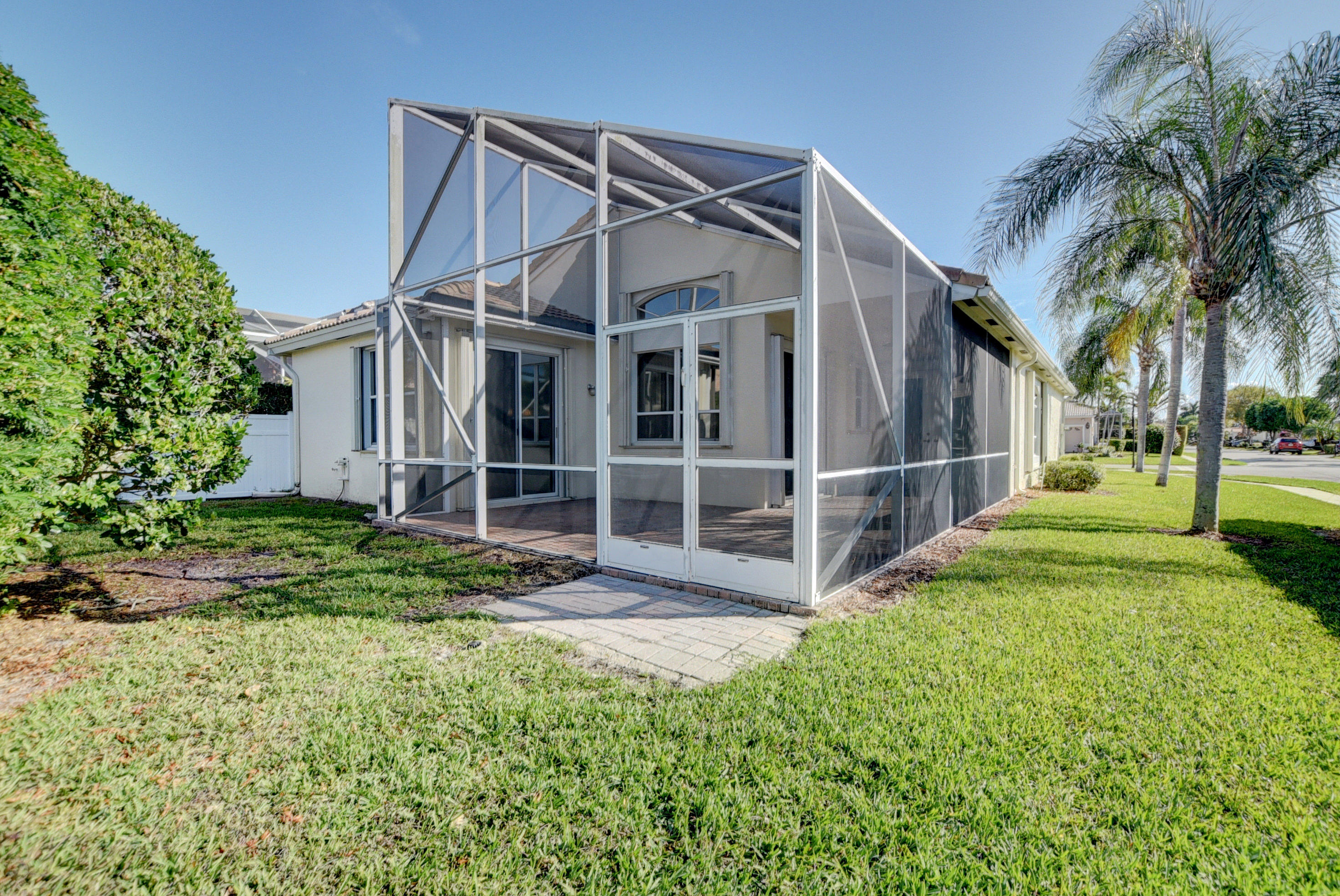 23447 Rakelle Circle Boca Raton, FL 33433 - Photo 32 of 33 32_ebf_0101and4more