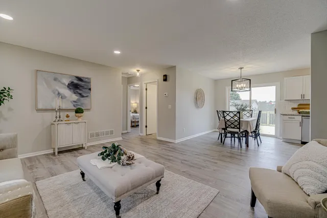 $320,000 | 430 Wagon Wheel Circle, Buffalo, MN 55313