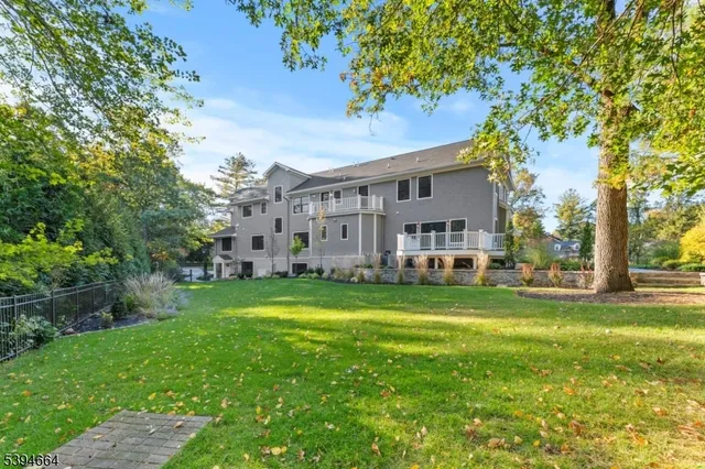 $5,600,000 | 330 Hartshorn Drive, Short Hills, NJ 07078