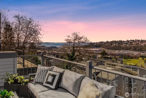 $1,187,500 | 2605 13th Avenue West, Seattle, WA 98119
