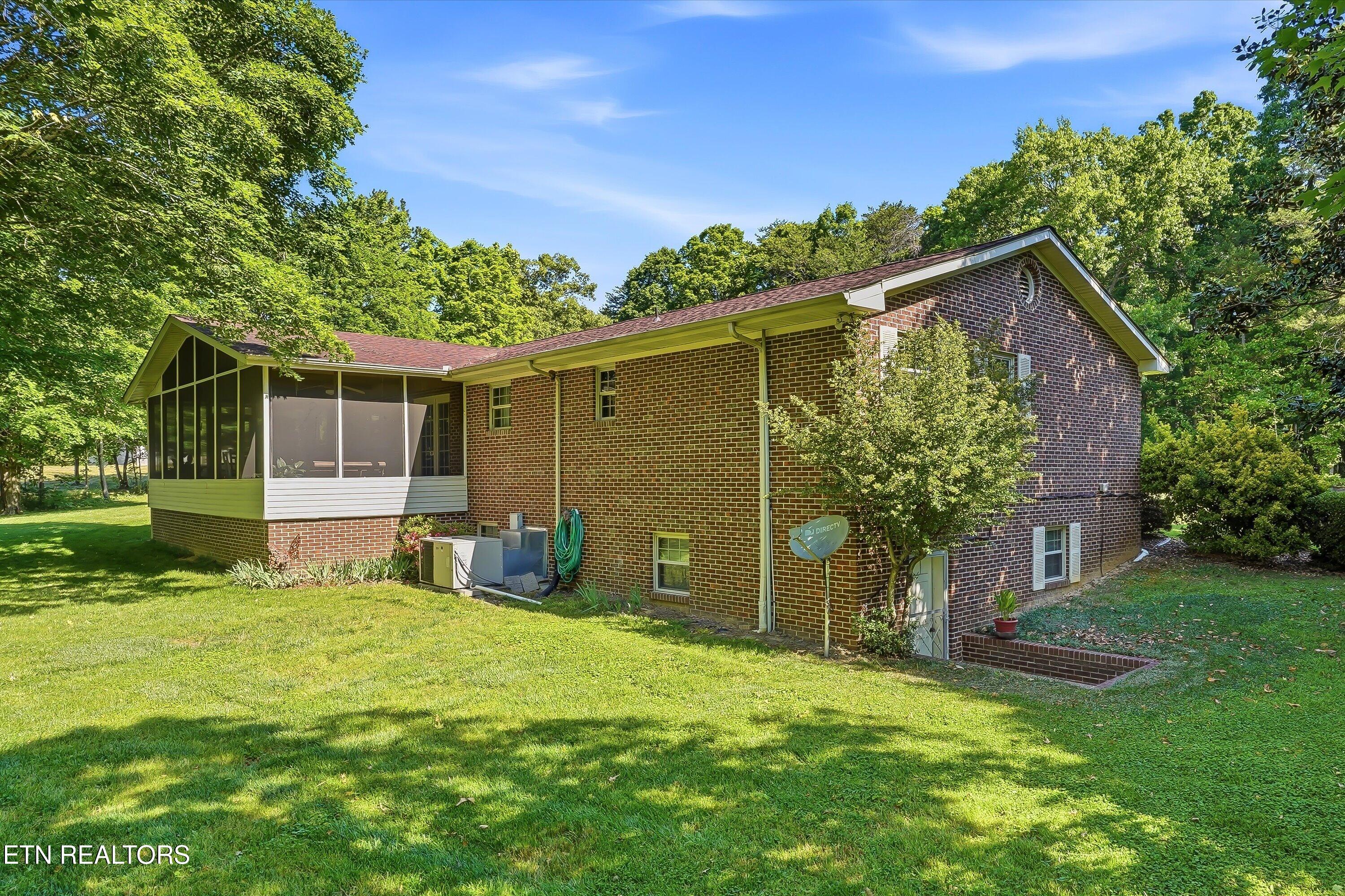 2104 Highway 163 Riceville, TN 37370 - Photo 4 of 53 030-2104 TN-163-30