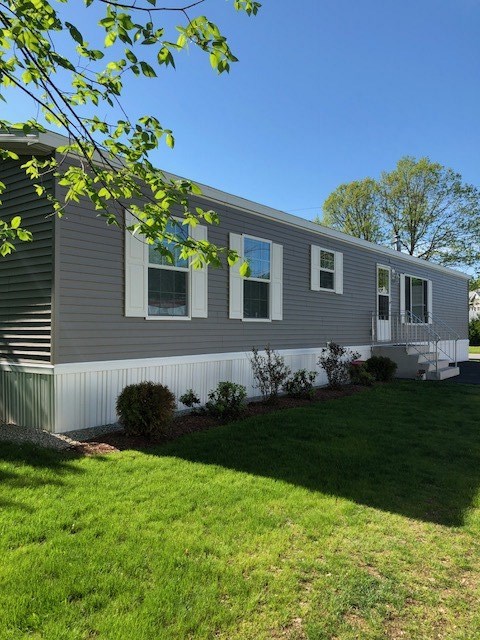 29 Lowell Road Salem, NH 03079 - Photo 6 of 16