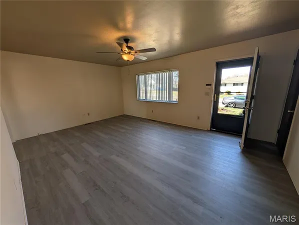 $1,300 | 6188 Dupree Avenue, Ferguson, MO 63135