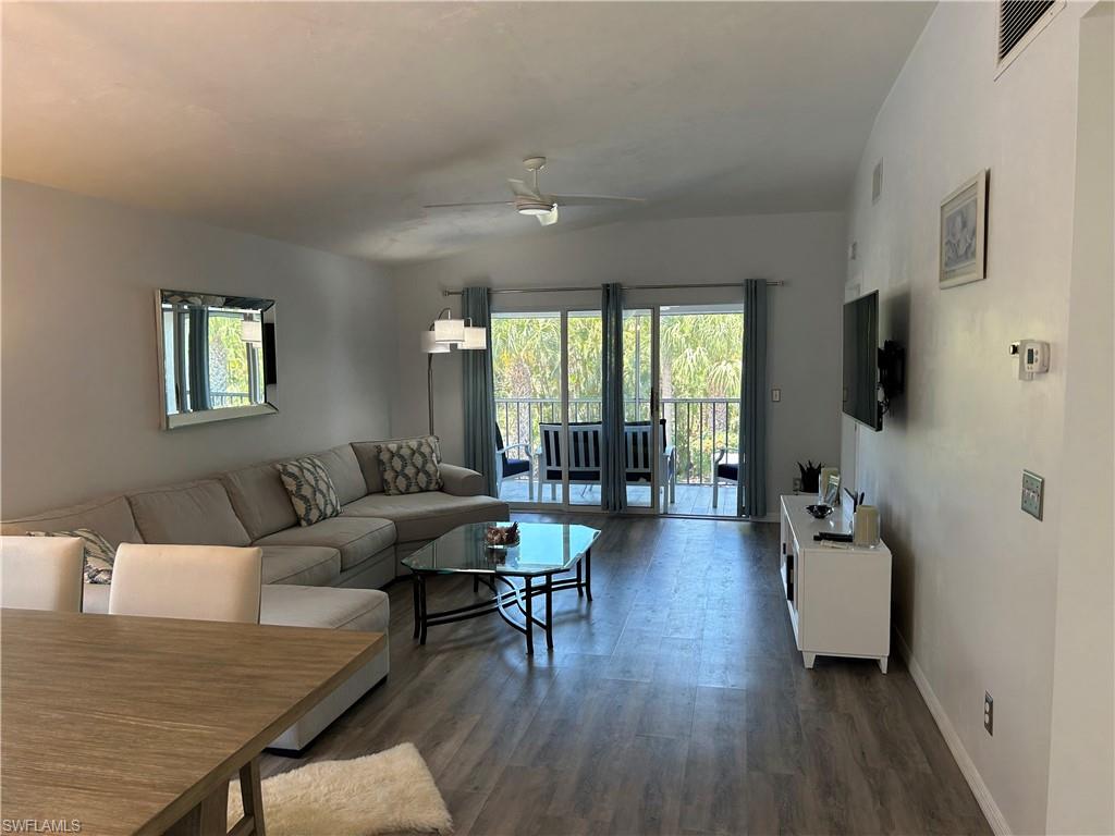 509 Roma Court, Unit 201 Naples, FL 34110 - Photo 5 of 17 Gallery Image 5