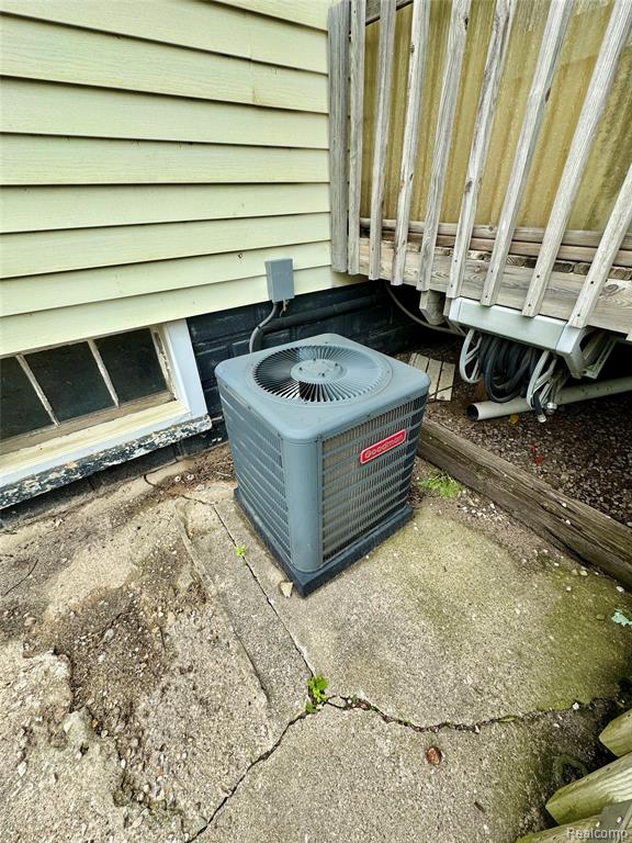47345 Willis Road Belleville, MI 48111 - Photo 30 of 34