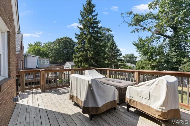 $449,000 | 8835 Lawn Avenue, St. Louis, MO 63144