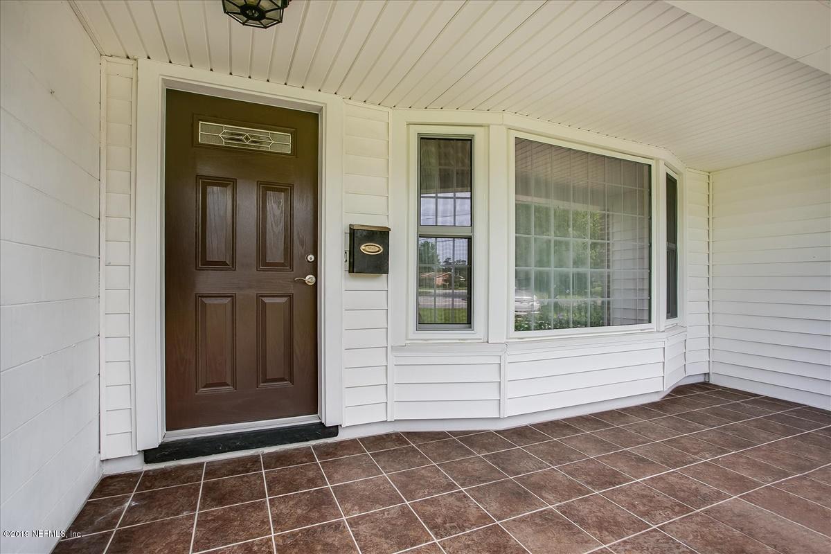7603 Altama Road Jacksonville, FL 32216 - Photo 5 of 42 05-Entry Covered Porch