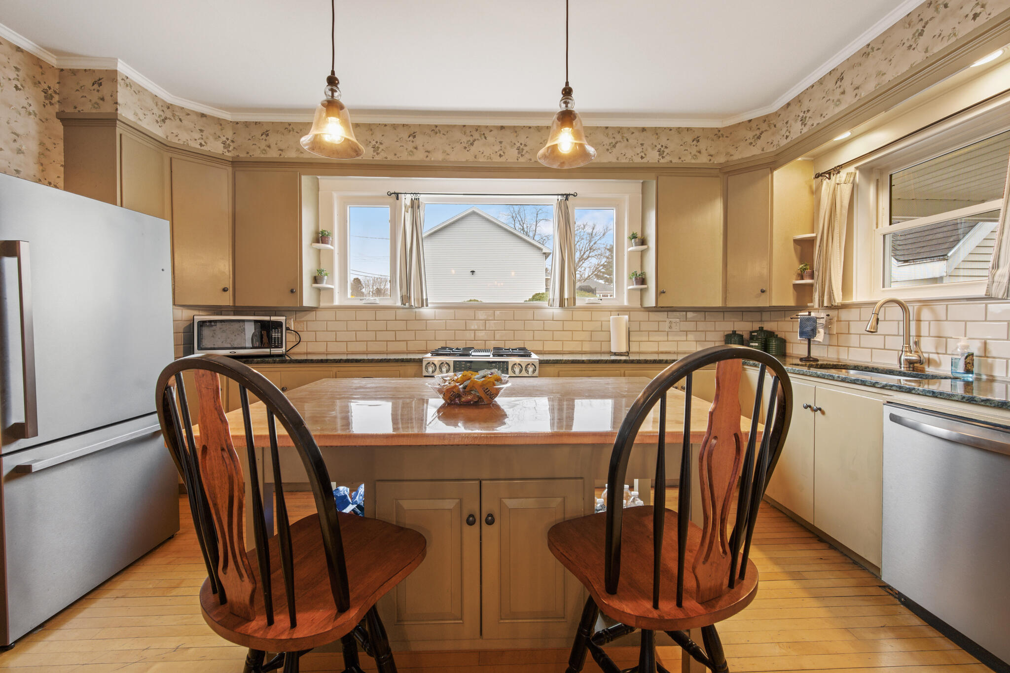 17 Grove Street Brewer, ME 04412 - Photo 9 of 64 DSC_8322