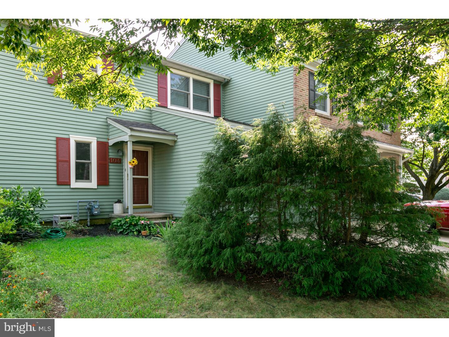 104 Farnwood Road Mount Laurel, NJ 08054 - Photo 1 of 20 Exterior Front