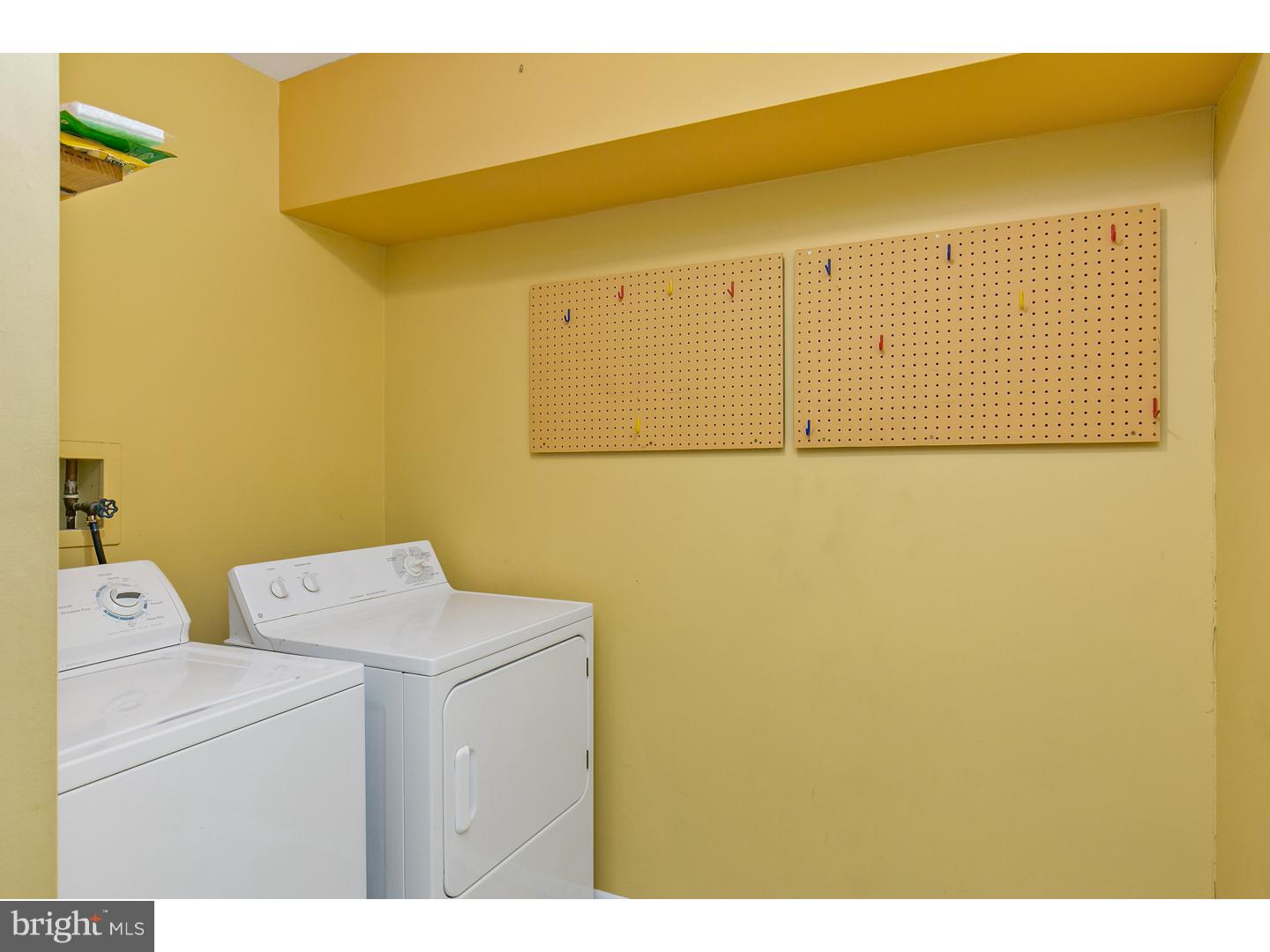104 Farnwood Road Mount Laurel, NJ 08054 - Photo 11 of 20 Laundry Room