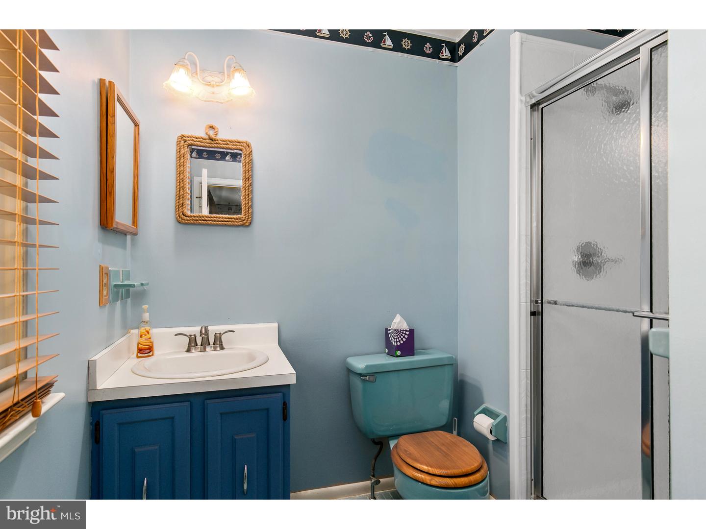 104 Farnwood Road Mount Laurel, NJ 08054 - Photo 17 of 20 Bathroom