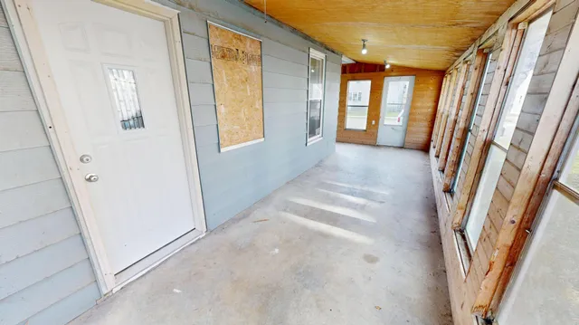 $179,500 | 203 Trott Avenue Southeast, Willmar, MN 56201