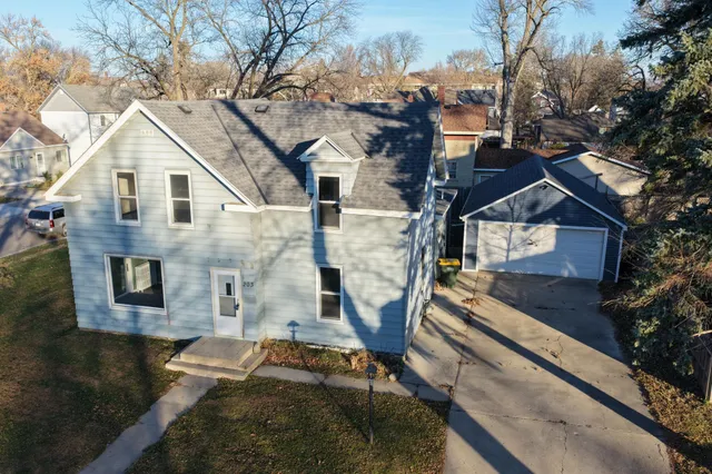 $179,500 | 203 Trott Avenue Southeast, Willmar, MN 56201