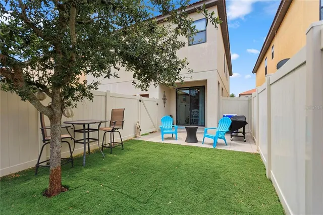 a view of outdoor space yard deck and patio