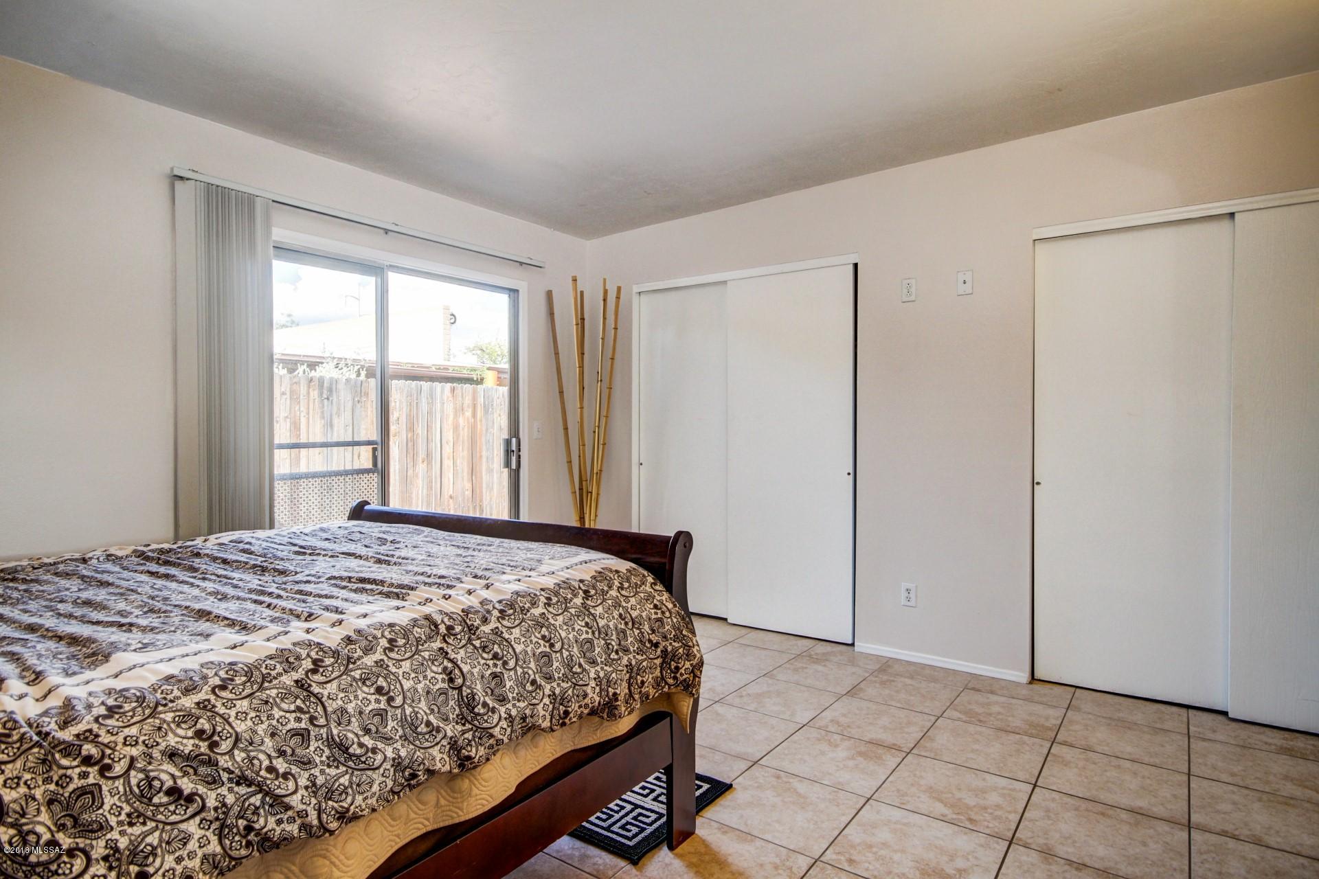 954 South Pantano Road Tucson, AZ 85710 - Photo 12 of 20 Gallery Image 12