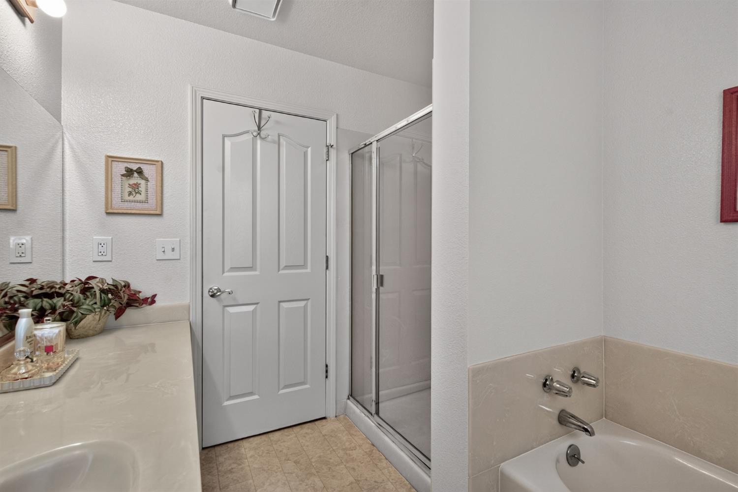 2175 Grove Way Castro Valley, CA 94546 - Photo 22 of 26