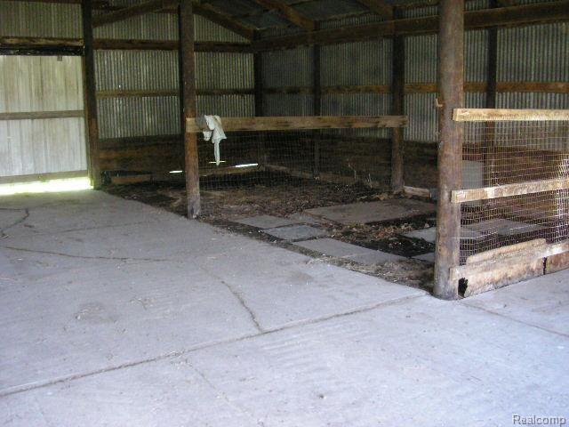 11534 Smiths Creek Road Memphis, MI 48041 - Photo 3 of 12 P5146879 (Small)