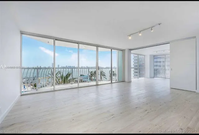 $3,500 | 7601 East Treasure Drive, Unit 707, North Bay Village, FL 33141