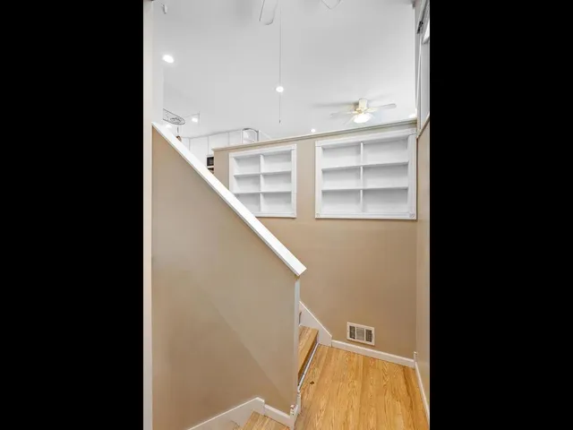 $275,000 | 1491 Roundhouse Circle, Shakopee, MN 55379