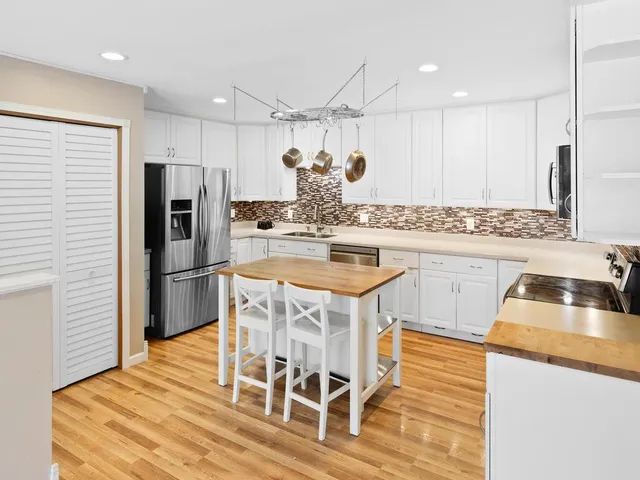 $275,000 | 1491 Roundhouse Circle, Shakopee, MN 55379