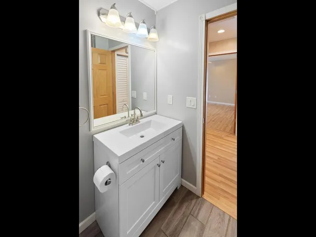 $275,000 | 1491 Roundhouse Circle, Shakopee, MN 55379