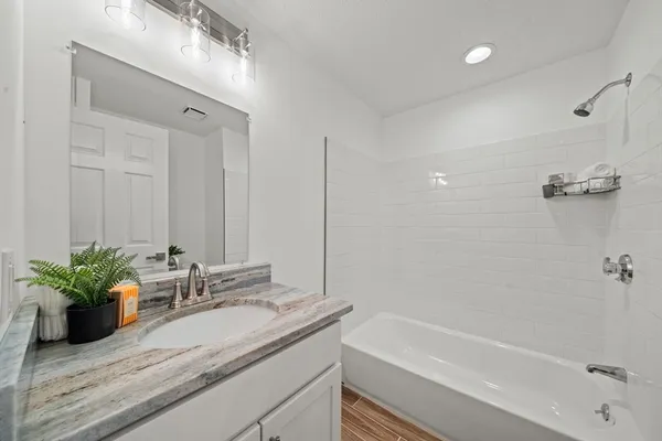 $519,995 | 10 Ledgewood Way, Unit 26, Peabody, MA 01960