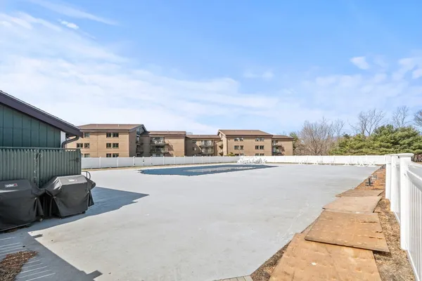 $519,995 | 10 Ledgewood Way, Unit 26, Peabody, MA 01960