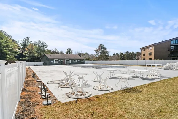 $519,995 | 10 Ledgewood Way, Unit 26, Peabody, MA 01960
