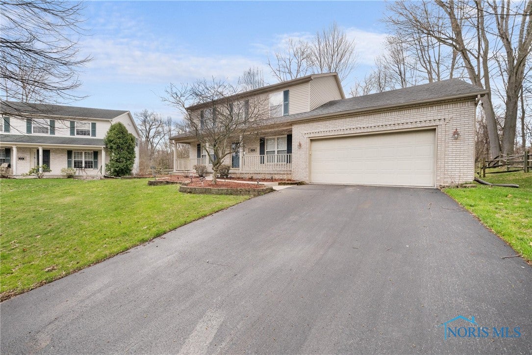820 Weatherstone Road Holland, OH 43528 - Photo 4 of 48 Gallery Image 4