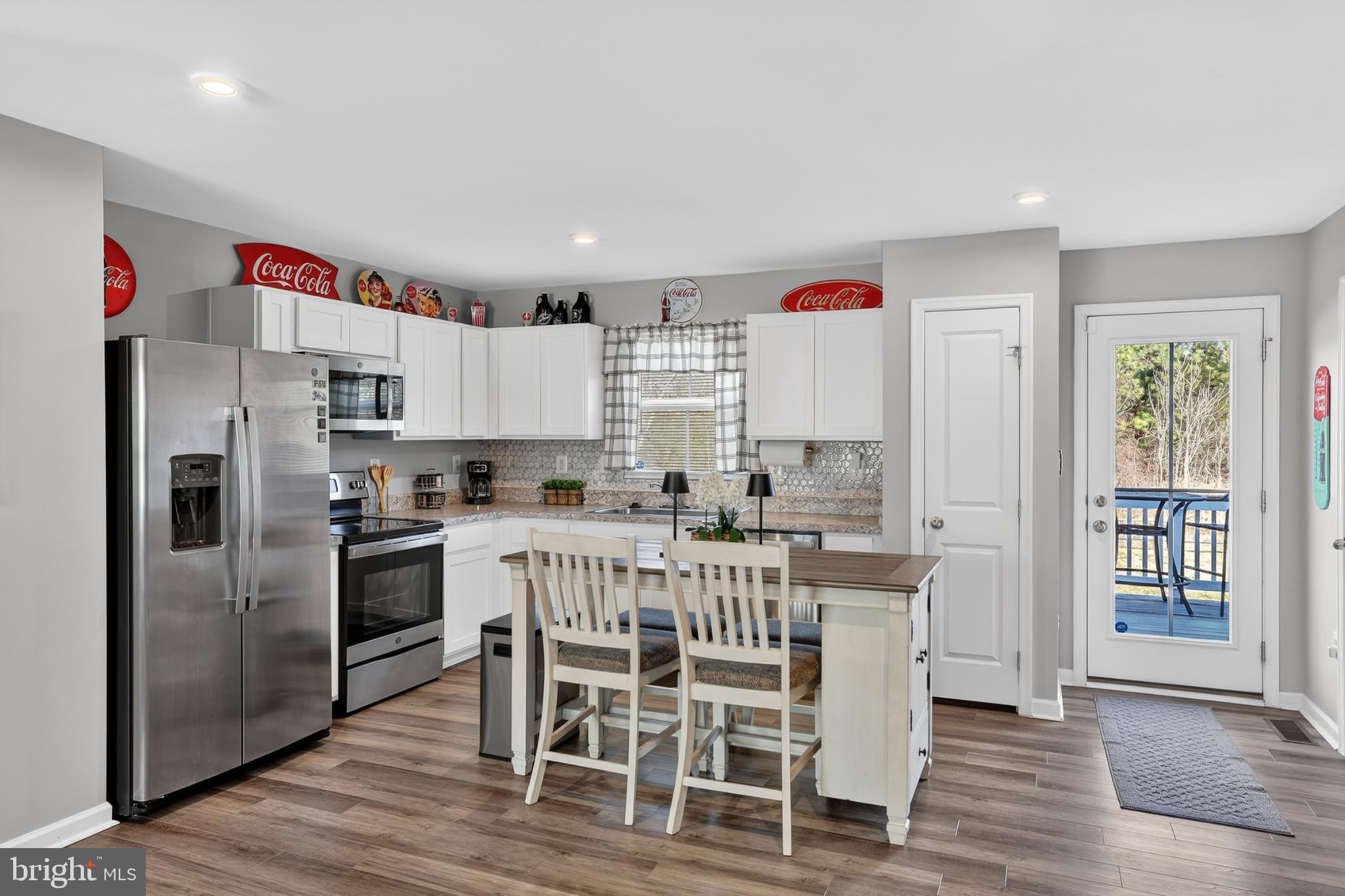 7069 Wise Lane King George, VA 22485 - Photo 7 of 39 Modern kitchen with stylish finishes.