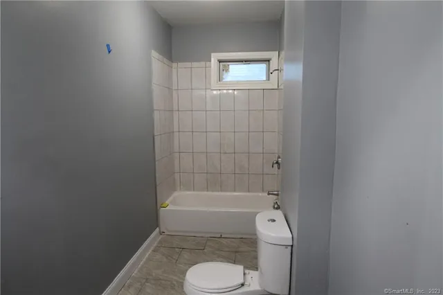 $1,750 | 117 Caroline Street, Bridgeport, CT 06608