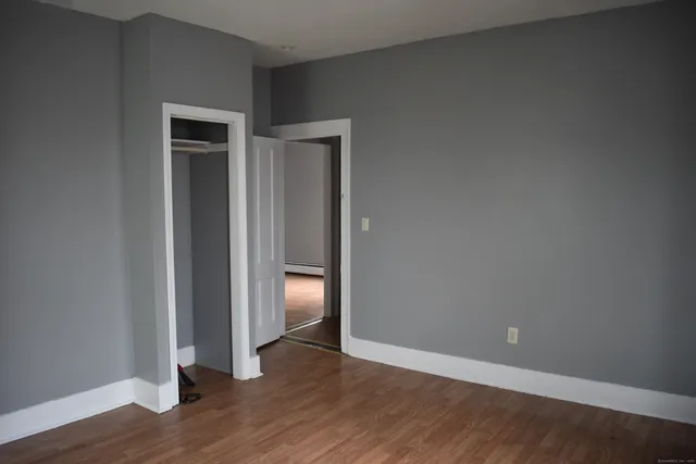 $1,750 | 117 Caroline Street, Bridgeport, CT 06608