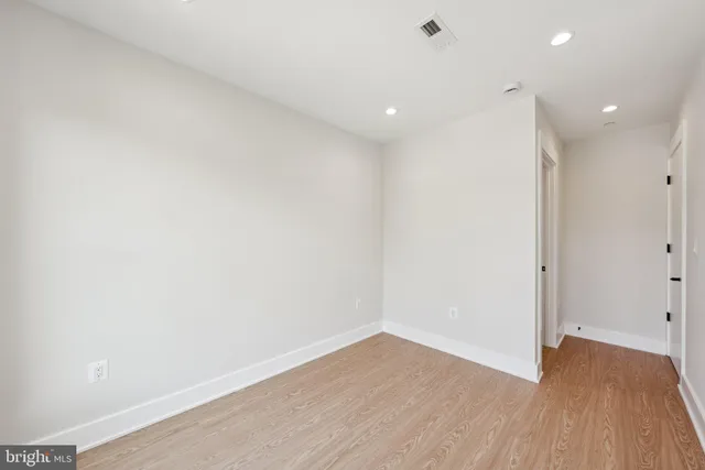 $5,700 | 2134 Wisconsin Avenue Northwest, Unit 6, Washington, DC 20007