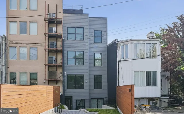 $5,700 | 2134 Wisconsin Avenue Northwest, Unit 6, Washington, DC 20007