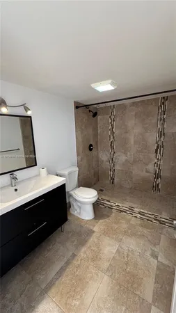 $2,900 | 17500 North Bay Road, Unit S403, Sunny Isles Beach, FL 33160