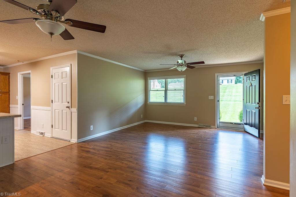 4625 Shelton Ridge Road Walkertown, NC 27051 - Photo 11 of 48 4625 Shelton Ridge Rd Walkertown NC 27051 Dining into Living