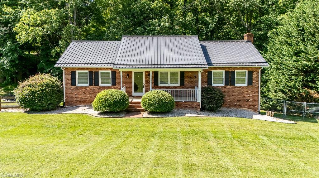 4625 Shelton Ridge Road Walkertown, NC 27051 - Photo 39 of 48 4625 Shelton Ridge Rd Walkertown NC 27051 Front