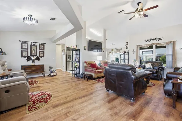 $329,900 | 10180 Southeast 69th Avenue, Belleview, FL 34420