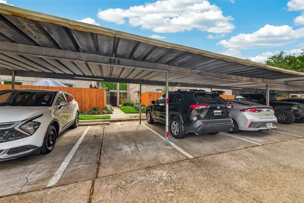 $125,000 | 4649 Wild Indigo Street, Unit 336, Houston, TX 77027