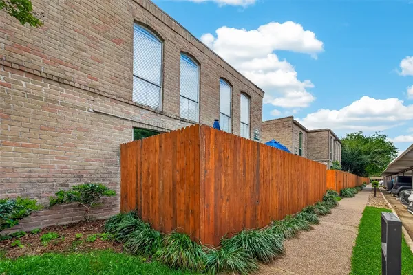 $125,000 | 4649 Wild Indigo Street, Unit 336, Houston, TX 77027