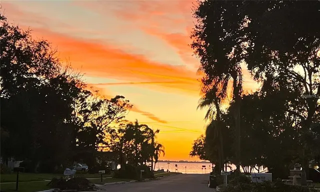 $4,500 | 329 Bernard Avenue, Sarasota, FL 34243