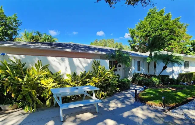 $4,500 | 329 Bernard Avenue, Sarasota, FL 34243