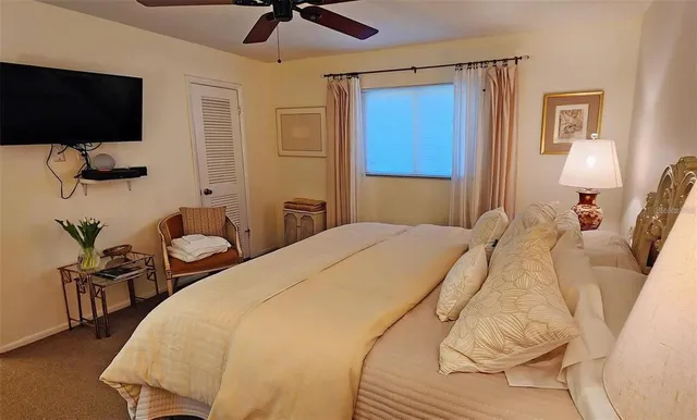 $4,500 | 329 Bernard Avenue, Sarasota, FL 34243