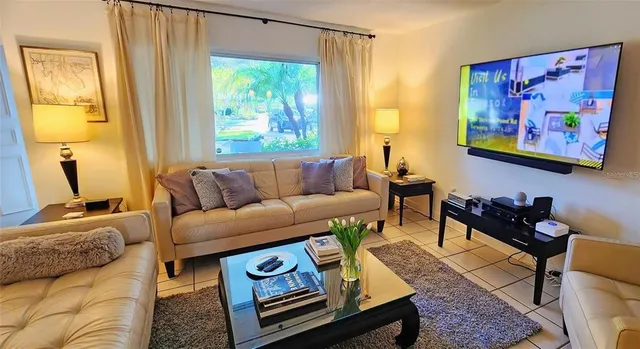 $4,500 | 329 Bernard Avenue, Sarasota, FL 34243