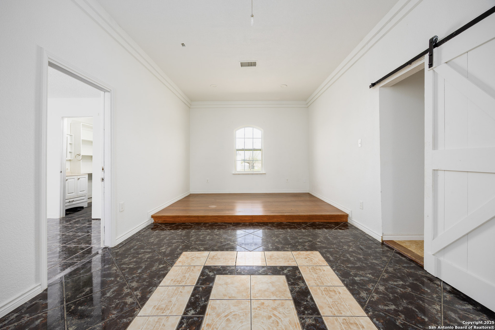 641 Weber Road Seguin, TX 78155 - Photo 17 of 27